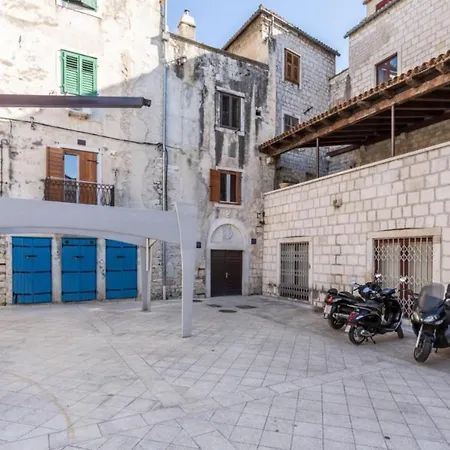Ria In Diocletian Palace * ספליט